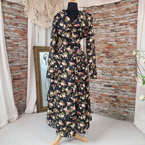 Vintage 1990's Floral Wrap Dress Witch Goddess Flowy Fall Roses 2000's - Picture 4 of 14